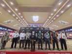 KONFRES GUB TENTANG VAKSINASI DAN WACANA SE BARU