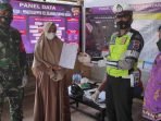 BAWAH-2-SAT-LANTAS-POLRES-KOTIM-DAN-SATGAS-GABUNGAN-PENANGANAN-COVID-19-LAKSANAKAN-OPS-YUSTISI-DAN-PENYEKATAN