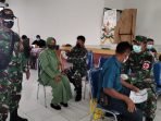 OPEN-TNI AD Gelar Vaksinasi Dosis Kedua Bagi Persit VAKSINASI: TNI AD kembali melaksanakan vaksinasi Covid-19 bagi Purnawirawan, Warakawuri hingga anggota Persit di aula SMKN I Palangka Raya, Senin (23/8). (FOTO: PENREM 102/Pjg)