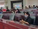 DPRD MURA PARIPURNA: Anggota Dewan Mura saat mengikuti jalannya rapat paripurna, belum lama ini. (FOTO: DADANG/KALTENG POS)