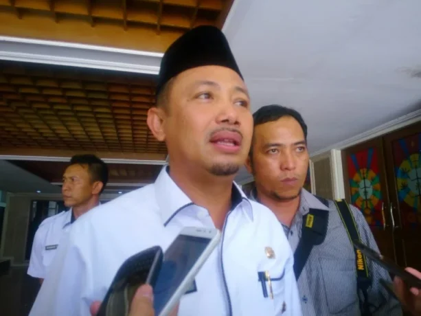 Eddy Raya Samsuri