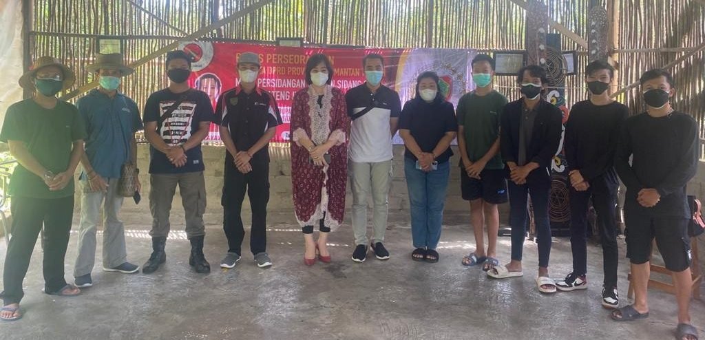 RESES PERSEORANGAN: Anggota Komisi II DPRD Kalimantan Tengah Ina Prayawati saat reses perseorangan ke Kabupaten Barito Timur (Bartim), belum lama ini. (FOTO: DPRD UNTUK KALTENG POS)