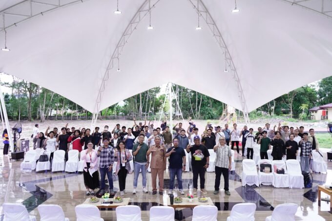 VISUAL : Panitia dan juri lomba foto dan video FBIM 2025 di Taman Baca Museum Balanga Palangka Raya, Selasa (27/5).