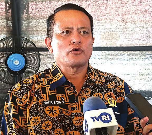 Hatir Sata Tarigan Anggota Komisi I DPRD Kota Palangka Raya