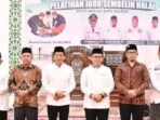 DPRD BATARA HADIRI PELATIHAN: Anggota DPRD Banto Utara, H Al Hadi (tiga dari kiri) menghadiri kegiatan pembukaan pelatihan Juru Sembelih Halal di Masjid Raya Muara Teweh, Sabtu (31/5).