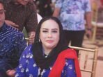 HADIRI: Anggota DPRD Kalimantan Tengah (Kalteng) Hj. Faridawaty Darland Atjeh, saat menerima kunjungan Senator Turki Serkan Bayram ke DPRD Kalteng, Sabtu, (15/6).