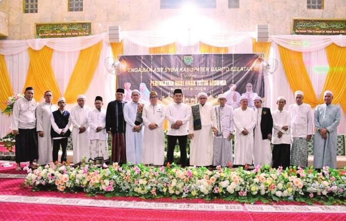 PENGAJIAN: Pemkab Barsel mengadakan pengajian di Masjid Al Munawarah, Sabtu (5/7).