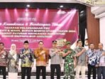 DPRD BATARA MENGHADIRI: Anggota DPRD Barito Utara, Patih Herman AB (paling kanan) menghadiri kegiatan di Gedung Balai Antang Muara Teweh, Jumat (4/7).