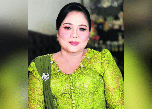 Sri Ani Rintuh Wakil Ketua II Komisi III DPRD Kota Palangka Raya Sri Ani Rintuh Wakil Ketua II Komisi III DPRD Kota Palangka Raya