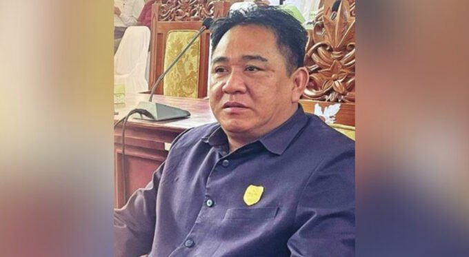 Carles Prenky Anggota DPRD Gunung Mas