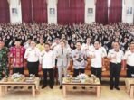 KAPUAS KOMPAK: BUPATI KAPUAS H MUHAMMAD WIYATNO SAAT MENGHADIRI SEMINAR NASIONAL HOW TO BE A GREAT TEACHER DI HALL RUMAH JABATAN BUPATI KAPUAS.