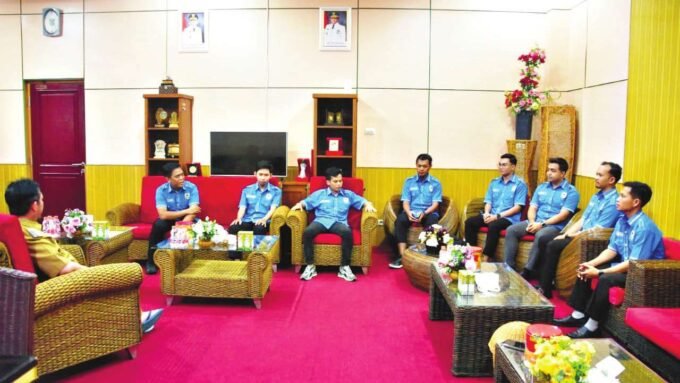 AUDENSI: Bupati Katingan, Saiful ketika audensi dengan pengurus KNPI Katingan, Senin (7/7).