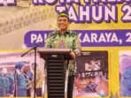 PALANGKA RAYA MENGHADIRI: Wakil Wali Kota Palangka Raya, Achmad Zaini membuka Pertemuan Kader Posyandu SeKota Palangka Raya, di Bahalap Hotel, Kamis (24/7).