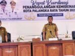 PALANGKA RAYA MENGHADIRI: Wali Kota Palangka Raya melalui Wakil Wali Kota, Achmad Zaini menghadiri Rakor Penanggulangan Kemiskinan, di ruang Peteng Karuhei II, Kantor Wali Kota Palangka Raya, Senin (7/7).