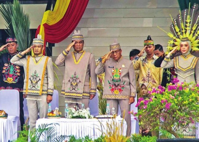 HADIRI: Ketua DPRD Kota Palangka Raya, Subandi hadiri upacara hari jadi Kota Palangka Raya, di Kantor Wali Kota Palangka Raya, Rabu (17/7).