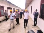Barito Selatan DIBANGUN : Bupati Barsel, Eddy Raya Samsuri (kanan) saat menghadiri Ground Breaking pembangunan Satuan Pelayanan Pemenuhan Gizi Yayasan Kemala Bhayangkari Kabupaten Barsel, baru-baru ini.