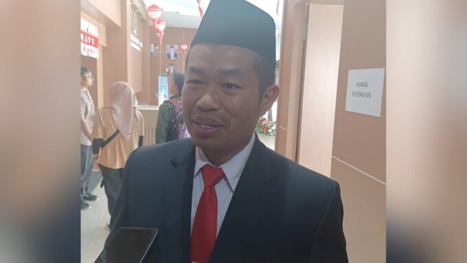 KAMARUDDIN MAKKALEPU