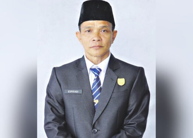Espriadi Wakil Ketua II DPRD Espriadi Wakil Ketua II DPRD