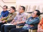 PALANGKA RAYA MENGIKUTI: Wakil Wali Kota, Achmad Zaini hadir dalam Rakor Pengadaan Barang dan Jasa Pemerintah Se-Provinsi Kalimantan Tengah (Kalteng) yang digelar secara virtual, beberapa waktu lalu.