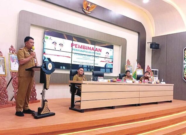 BARITO SELATAN HADIR: PUPR Barsel menggelar pembinaan terhadap Perkumpulan Petani Pemakai Air (P3A) tahun 2025.