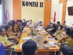 RAPAT: Komisi II DPRD Kapuas melakukan rapat pembahasan KUA-PPAS tahun anggaran 2026, Senin (15/9).