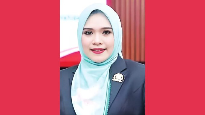 Dina Maulidah, Wakil Ketua I DPRD Murung Raya