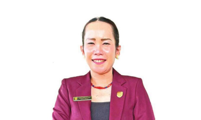 Nomi Aprilia, Wakil Ketua DPRD Gumas