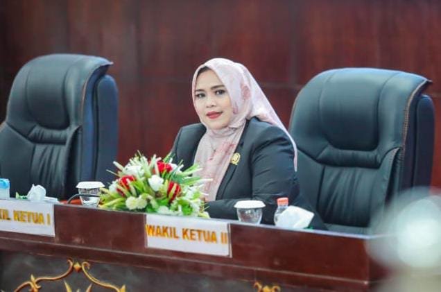 Dina Maulidah2