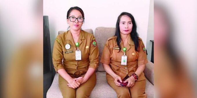 MENERANGKAN: Kasi Penetapan dan Penerimaan, Hermanis Bawin, dan Kasi Penagihan, Pembukuan, dan Pelaporan, Tri Andriani, memberikan penjelasan terkait perpanjangan program pemutihan pajak kendaraan bermotor di Buntok.