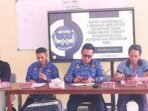 BARITO TIMUR RAKOR: Asisten I Sekda Barito Timur, Ari Panan P. Lelu, mengikuti rakor penanganan Program MBG di SMAN 1 Tamiang Layang, belum lama ini.