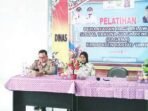 BARITO TIMUR SOSIALISASI: Asisten I Pemkab Barito Timur, Ari Panan P. Lelu, saat membuka kegiatan sosialisasi penanganan bencana di Aula Pemkab Barito Timur, belum lama ini.