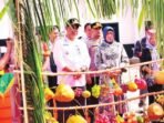 DPRD BATARA PENYAMBUTAN: Ketua DPRD Kabupaten Barito Utara, Ir. Hj. Mery Rukaini, bersama Bupati Barito Utara, H. Shalahuddin, menyambut kedatangan Kajari Barito Utara yang baru, Fredy Feronico Simanjuntak, di Kantor Kejari Barito Utara, Rabu (29/10).
