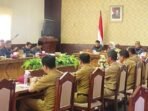 RAPAT PARIPURNA: Wakil Ketua III DPRD Kalteng, H Junaidi menghadiri rapat paripurna, barubaru ini.