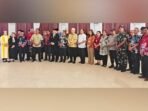 DPRD KAPUAS KOMPAK: Ketua DPRD Kapuas Ardiansah foto bersama seusai penyerahan SK PPPK tahap II formasi tahun 2024 dan pengambilan sumpah/janji pejabat fungsional ASN, Kamis (16/10).