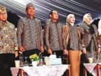 PALANGKA RAYA IKUTI: Wali Kota dan Wakil Wali Kota Palangka Raya bersama unsur Forkompimda Kota Palangka Raya hadiri Pembukaan Palangka Fair, belum lama ini.