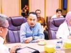 PALANGKA RAYA MENJELASKAN: Wali Kota Palangka Raya, Fairid Naparin bersama Rombongan APEKSI melakukan Audiensi bersama Kepala Staf Kepresidenan Republik Indonesia di Gedung Bina Graha, Kantor Staf Kepresidenan, Jakarta Pusat, Kamis (9/10).