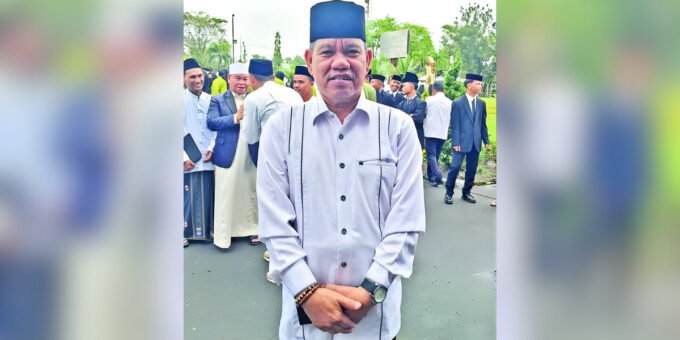 DPRD KOTIM HADIRI: Wakil Ketua I DPRD Kotim, Juliansyah menghadiri peringatan Hari Santri Nasional (HSN) ke10 yang digelar di halaman Kantor Bupati, Rabu (22/10).