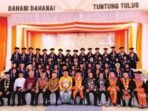 BARITO SELATAN WISUDA: Asisten III Sekda Barito Selatan, Eko Hermansyah, menghadiri Wisuda Mahasiswa STIE Dahani Dahani Buntok di Gedung Jaro Pirarahan, Buntok, Sabtu (1/11).