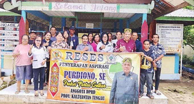 DPRD KALTENG RESES PERSEORANGAN: Anggota Komisi I DPRD Kalteng, Purdiono melakukan reses perseorangan masa sidang I tahun 2025 dengan menyambangi sejumlah wilayah di Kabupaten Barito Timur (Bartim), Kamis (6/11).