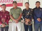 SERAP ASPIRASI: Anggota DPRD Kapuas Suprianto saat melakukan reses ke Desa Bandaraya Kecamatan Taman Catur.