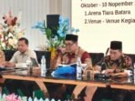 ARAHAN: Bupati Barito Utara, Shalahuddin, saat memberikan arahan terkait kesiapan pelaksanaan MTQH XXXIII Tingkat Provinsi Kalteng di Aula Rumah Jabatan Bupati Barito Utara, Selasa (28/10).