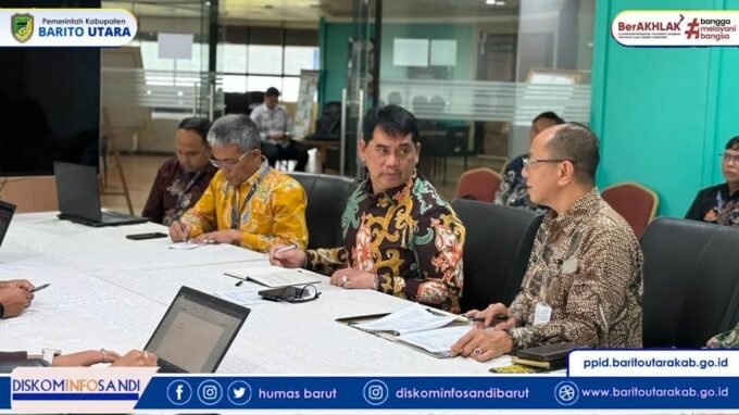 PAPARAN: Bupati Barito Utara H. Shalahuddin saat melakukan kunjungan kerja bersama jajaran Direktorat Jenderal Perimbangan Keuangan di Jakarta, Rabu (23/10).