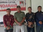 Anggota DPRD Kapuas Suprianto ketika melakukan reses ke Desa Bandaraya Kecamatan Tamban Catur.