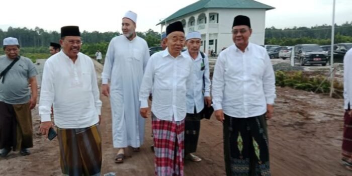 Syeikh Ahmad Muhammad Mabrouk Muhammad, dosen dari Universitas Al Azhar, Kairo, Mesir, berkunjung ke kompleks pendidikan Amanatul Ummah Cabang Kalteng di Kampung NU Desa Humbang Raya pada Rabu (28/1/2026)