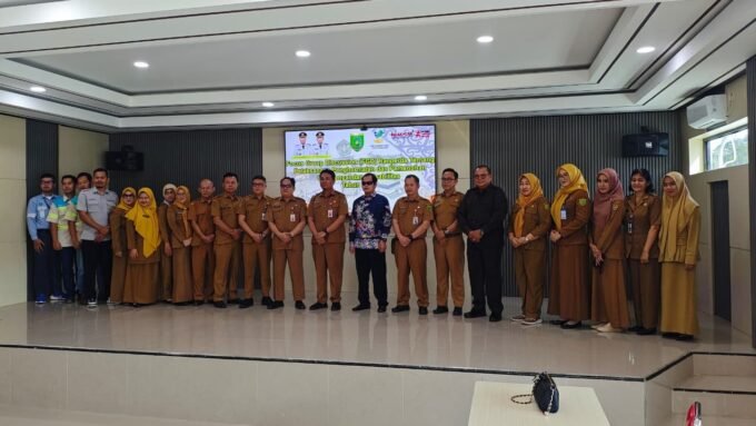 Barito Selatan KEBERSAMAAN: Pemerintah Kabupaten Barito Selatan menghadiri kegiatan FGD penyusunan Rancangan Perda Disabilitas di Aula Kantor PKK.