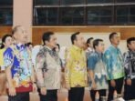 Barito Selatan HADIR: Bupati Barito Selatan, Eddy Raya Samsuri bersama Wakil Bupati Khristianto Yudha saat menghadiri Natal Gabungan di Aula Jaro Pirarahan, Senin malam (26/1).
