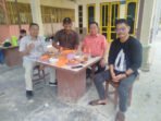 DPRD Kabupaten Kapuas BERSAMA BUPATI: Anggota DPRD Kapuas Suprianto mendampingi Bupati Kapuas H Wiyatno saat meninjau pembangunan di Kecamatan Tamban Catur.