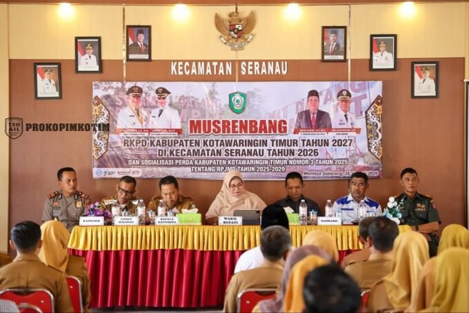 Kotawaringin Timur HADIRI: Wakil Bupati Kotim, Irawati saat menghadiri Musrenbang RKPD Tahun 2027 di Kecamatan Seranau, Senin (26/1).