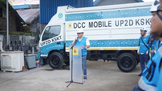 PLN UID Kalselteng kembali menurunkan Distribution Control Center (DCC) Mobile untuk memastikan keandalan sistem kelistrikan tetap terjaga di momen 5 rajab di Sekumpul, Kalimantan Selatan.
