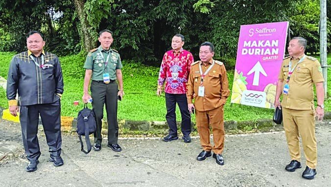 BERSINERGI: Ketua DPRD Kapuas Ardiansah (kiri) bersama Bupati Kapuas HM Wiyatno, Wakil Bupati Dodo dan Sekda Kapuas Dr Usis I Sangkai saat menghadiri Rakornas Pemerintah Pusat dan Pemerintah Daerah di Bogor, Senin (2/2).